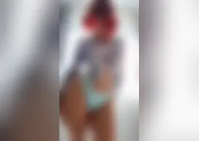 Люблю дома ходить в красивом