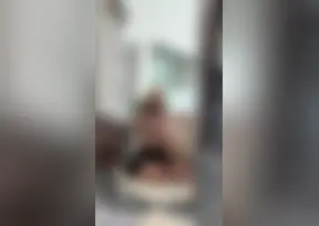 Что же там под юбочкой?