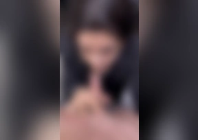 Секс в туалете бара